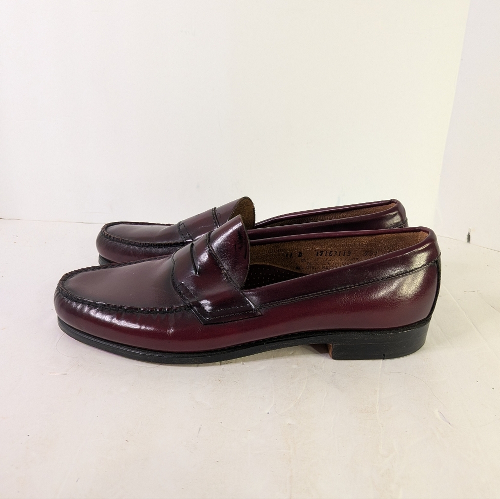 G. H. Bass & Co. Men's Loafers Weejuns Classic Burgundy Color Size 11 D